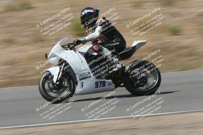 media/Apr-20-2025-AHRMA (Sun) [[393a79c373]]/Race/Group 3/Turn 4b/